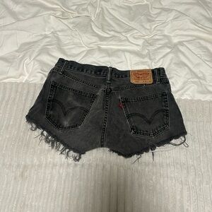 Vintage Levi’s 505 Jean Shorts in Charcoal
